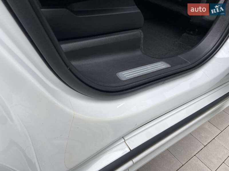 Позашляховик / Кросовер Volvo XC90 2019 в Києві