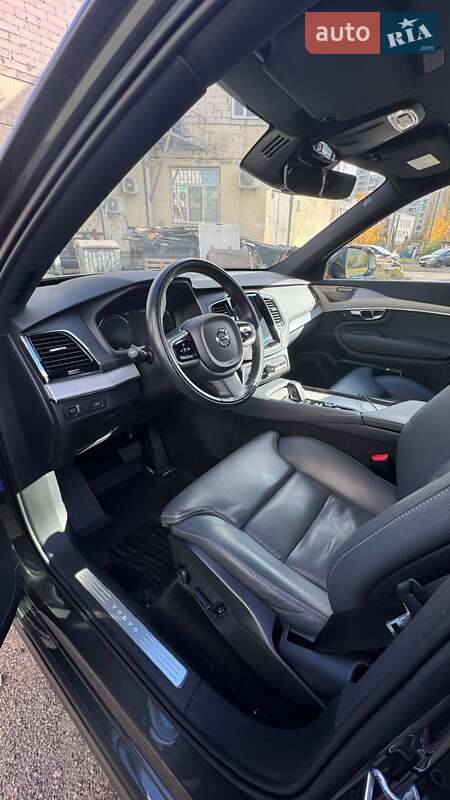 Внедорожник / Кроссовер Volvo XC90 2020 в Киеве