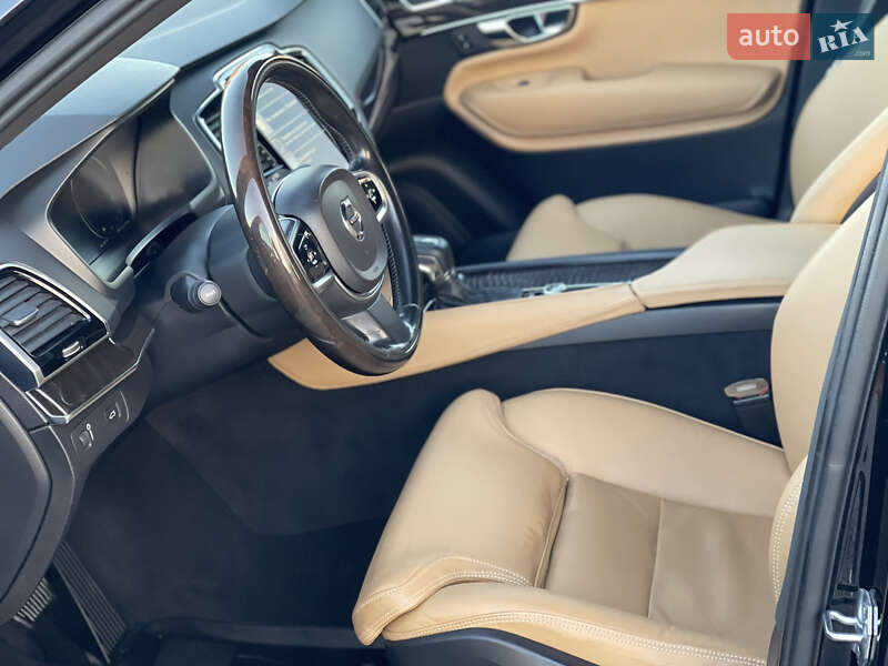 Позашляховик / Кросовер Volvo XC90 2016 в Чернівцях фото 23 Позашляховик / Кросовер Volvo XC90 2016 в Чернівцях