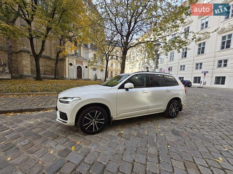 Позашляховик / Кросовер Volvo XC90 2019 в Києві фото 9 Позашляховик / Кросовер Volvo XC90 2019 в Києві