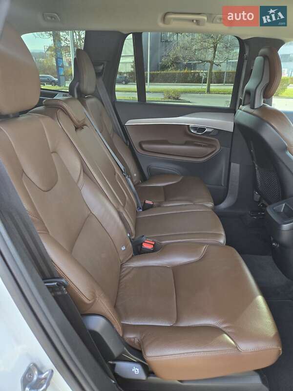 Позашляховик / Кросовер Volvo XC90 2019 в Києві фото 34 Позашляховик / Кросовер Volvo XC90 2019 в Києві