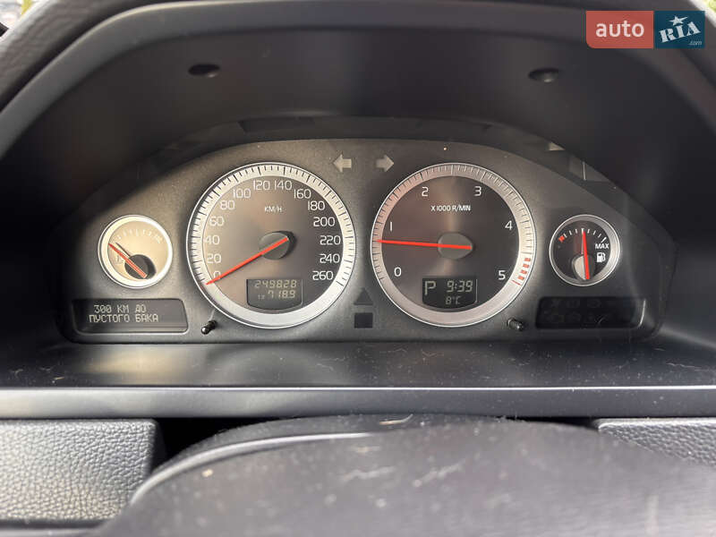 Внедорожник / Кроссовер Volvo XC90 2012 в Ивано-Франковске фото 24 Внедорожник / Кроссовер Volvo XC90 2012 в Ивано-Франковске