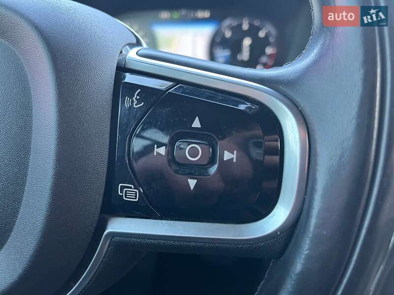 Внедорожник / Кроссовер Volvo XC90 2015 в Киеве фото 23 Внедорожник / Кроссовер Volvo XC90 2015 в Киеве