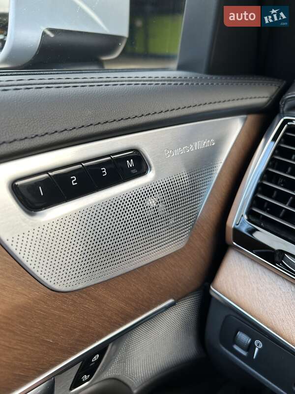 Внедорожник / Кроссовер Volvo XC90 2016 в Киеве