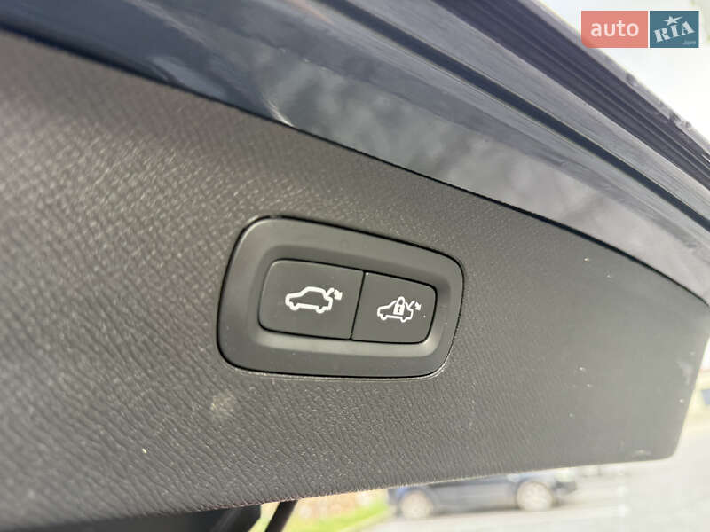 Позашляховик / Кросовер Volvo XC90 2019 в Рівному