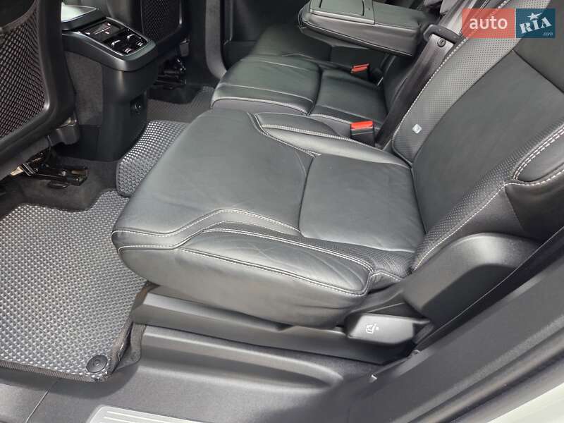 Внедорожник / Кроссовер Volvo XC90 2020 в Киеве