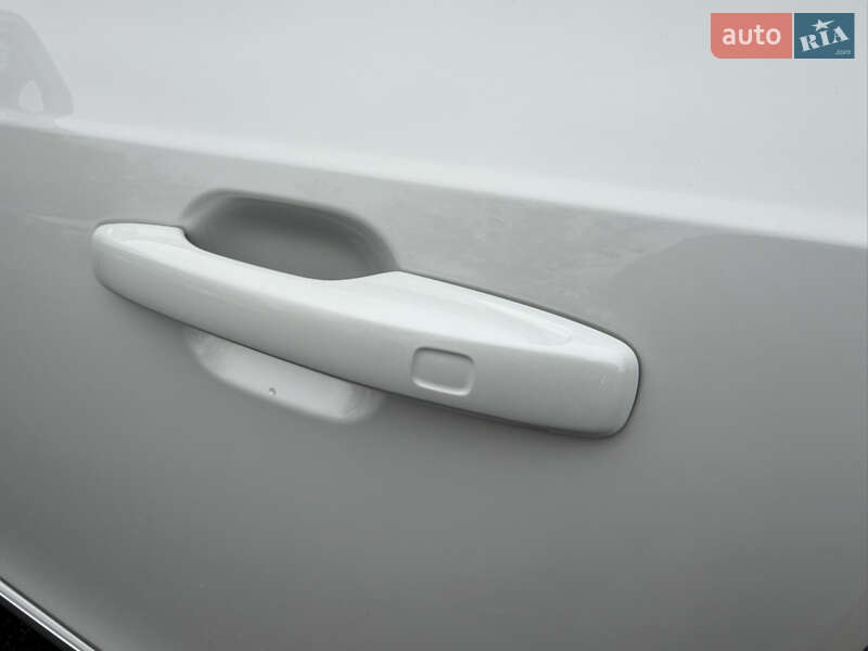 Внедорожник / Кроссовер Volvo XC90 2023 в Киеве