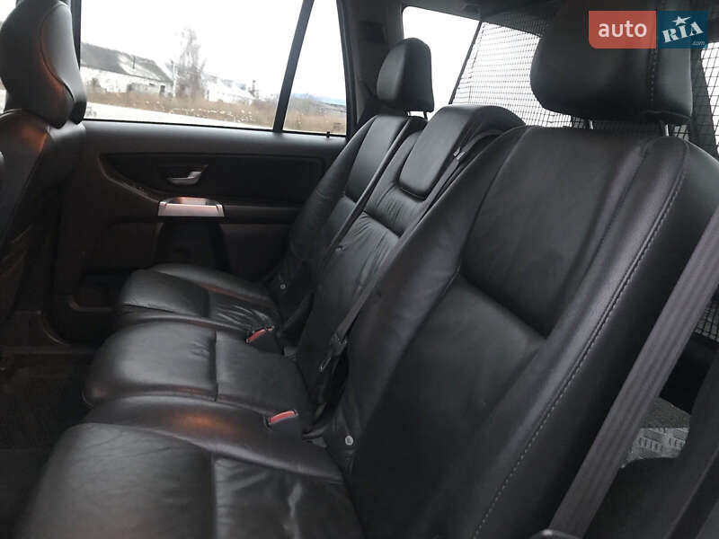 Внедорожник / Кроссовер Volvo XC90 2004 в Киеве