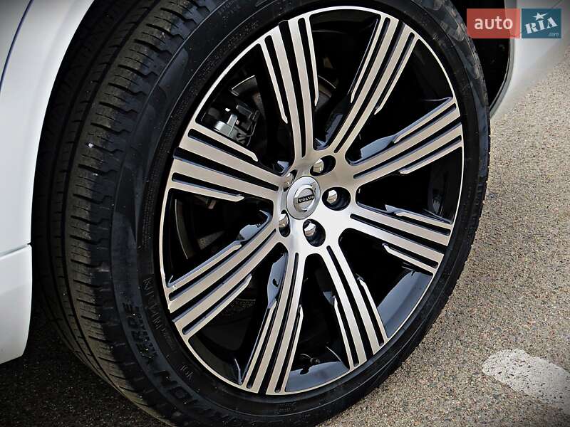 Внедорожник / Кроссовер Volvo XC90 2021 в Черкассах