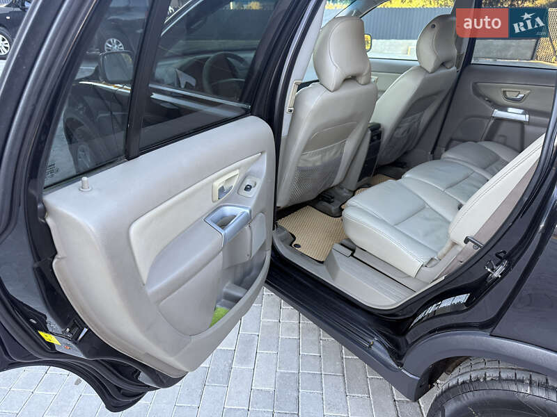 Внедорожник / Кроссовер Volvo XC90 2004 в Кременце