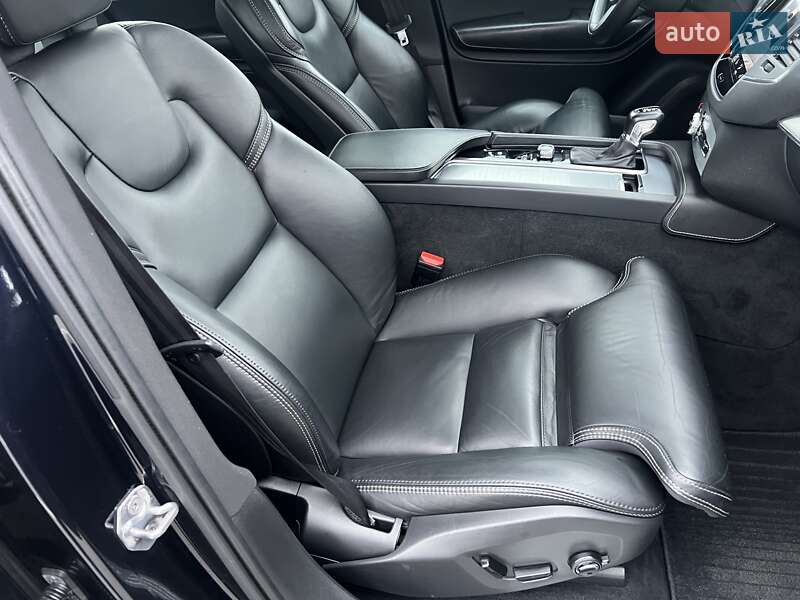 Позашляховик / Кросовер Volvo XC90 2018 в Києві