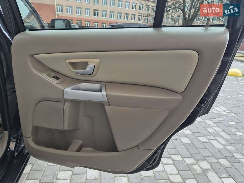 Внедорожник / Кроссовер Volvo XC90 2005 в Бердичеве фото 18 Внедорожник / Кроссовер Volvo XC90 2005 в Бердичеве