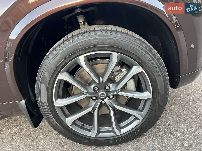Внедорожник / Кроссовер Volvo XC90 2018 в Киеве фото 24 Внедорожник / Кроссовер Volvo XC90 2018 в Киеве