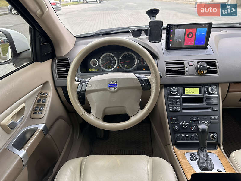Внедорожник / Кроссовер Volvo XC90 2010 в Львове