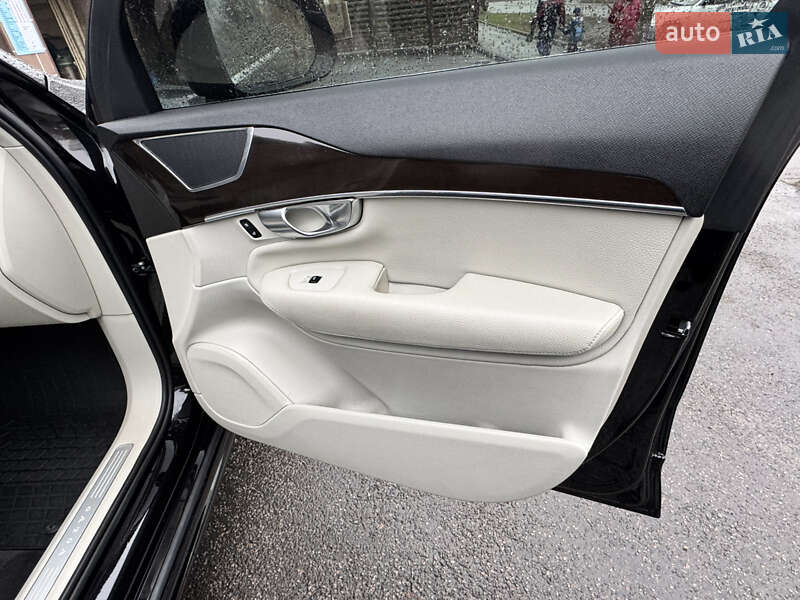 Позашляховик / Кросовер Volvo XC90 2017 в Харкові фото 10 Позашляховик / Кросовер Volvo XC90 2017 в Харкові