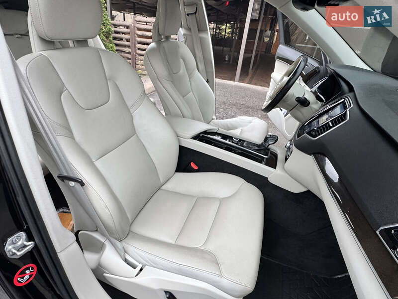 Позашляховик / Кросовер Volvo XC90 2017 в Харкові фото 18 Позашляховик / Кросовер Volvo XC90 2017 в Харкові
