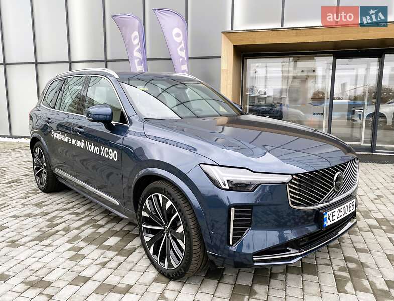 Внедорожник / Кроссовер Volvo XC90 2025 в Днепре фото 8 Внедорожник / Кроссовер Volvo XC90 2025 в Днепре