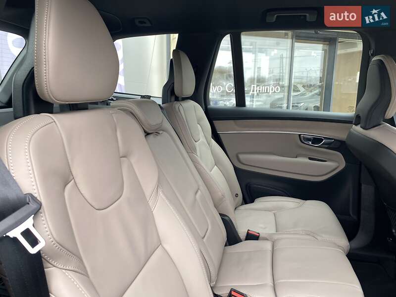 Внедорожник / Кроссовер Volvo XC90 2025 в Днепре фото 19 Внедорожник / Кроссовер Volvo XC90 2025 в Днепре