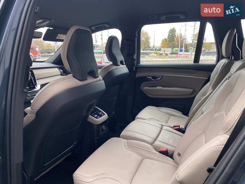 Внедорожник / Кроссовер Volvo XC90 2025 в Днепре фото 35 Внедорожник / Кроссовер Volvo XC90 2025 в Днепре