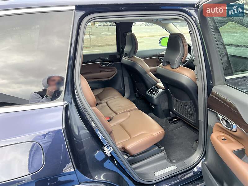 Внедорожник / Кроссовер Volvo XC90 2019 в Киеве