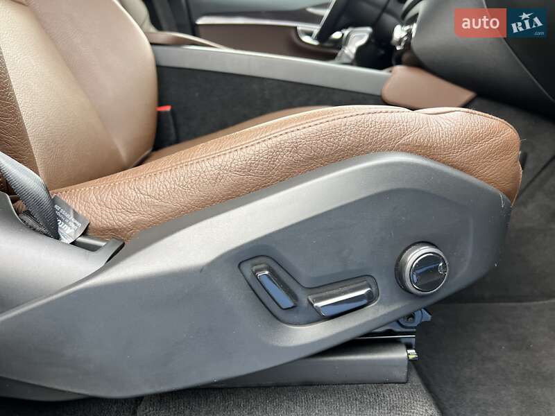 Внедорожник / Кроссовер Volvo XC90 2019 в Киеве