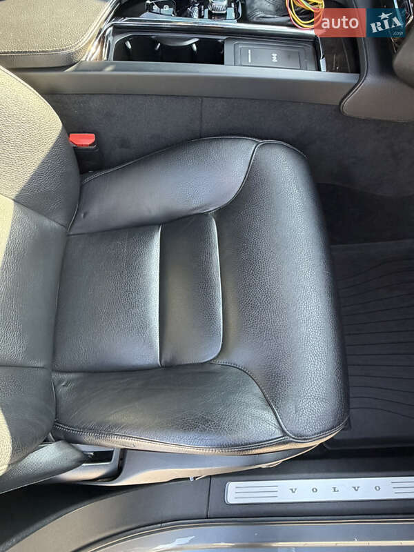 Внедорожник / Кроссовер Volvo XC90 2015 в Одессе