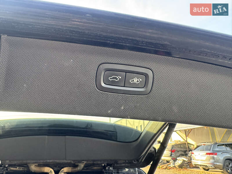 Позашляховик / Кросовер Volvo XC90 2019 в Рівному фото 43 Позашляховик / Кросовер Volvo XC90 2019 в Рівному