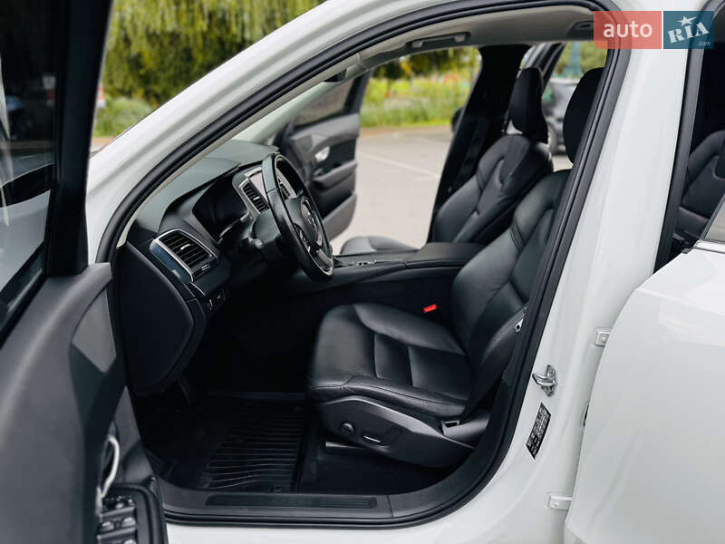 Внедорожник / Кроссовер Volvo XC90 2017 в Здолбунове