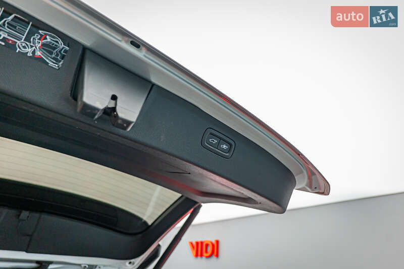 Внедорожник / Кроссовер Volvo XC90 2021 в Киеве фото 8 Внедорожник / Кроссовер Volvo XC90 2021 в Киеве
