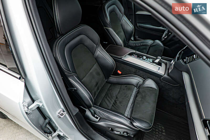 Внедорожник / Кроссовер Volvo XC90 2021 в Киеве фото 19 Внедорожник / Кроссовер Volvo XC90 2021 в Киеве