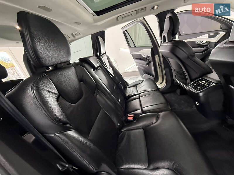 Внедорожник / Кроссовер Volvo XC90 2015 в Трускавце фото 42 Внедорожник / Кроссовер Volvo XC90 2015 в Трускавце