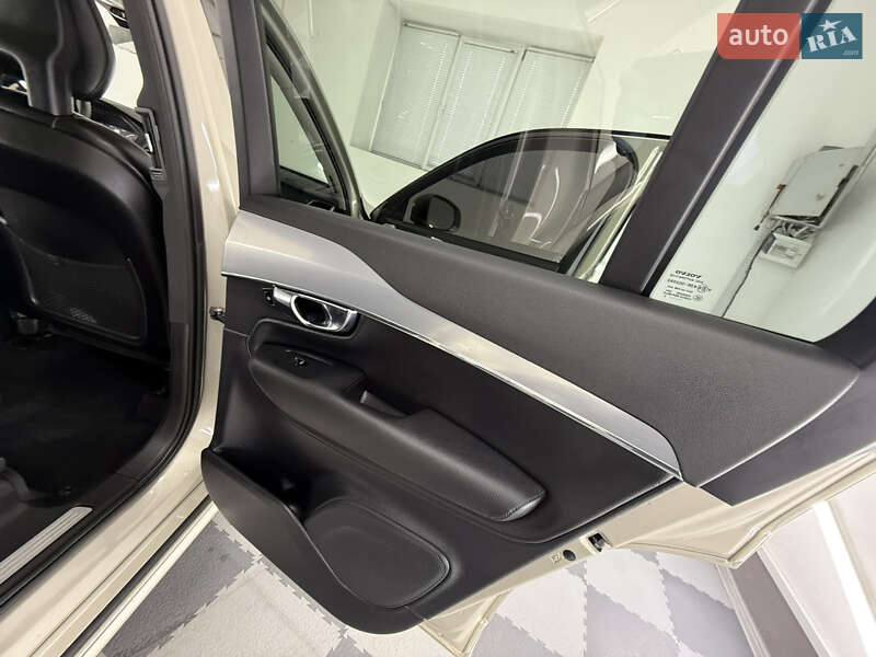 Внедорожник / Кроссовер Volvo XC90 2015 в Трускавце фото 47 Внедорожник / Кроссовер Volvo XC90 2015 в Трускавце