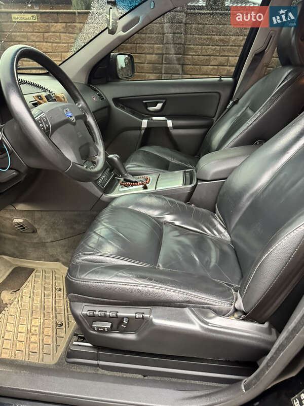 Позашляховик / Кросовер Volvo XC90 2009 в Житомирі