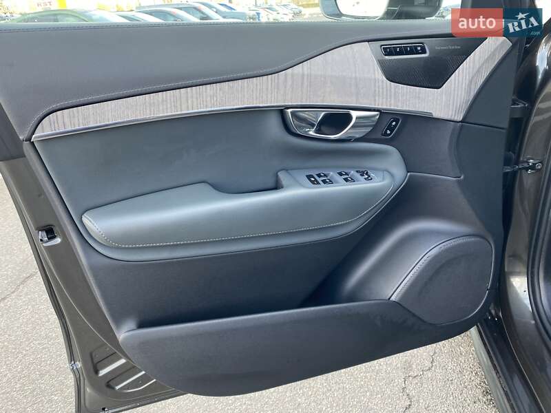 Позашляховик / Кросовер Volvo XC90 2021 в Києві фото 8 Позашляховик / Кросовер Volvo XC90 2021 в Києві