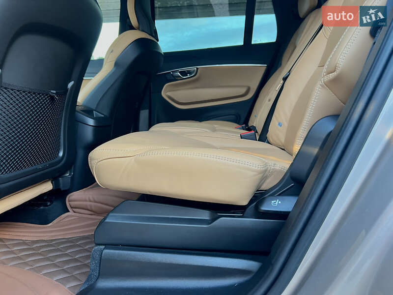 Позашляховик / Кросовер Volvo XC90 2023 в Києві фото 41 Позашляховик / Кросовер Volvo XC90 2023 в Києві