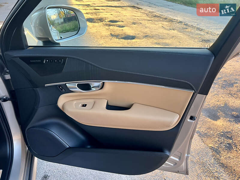 Позашляховик / Кросовер Volvo XC90 2023 в Києві фото 47 Позашляховик / Кросовер Volvo XC90 2023 в Києві