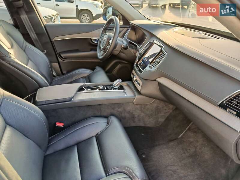 Внедорожник / Кроссовер Volvo XC90 2024 в Киеве
