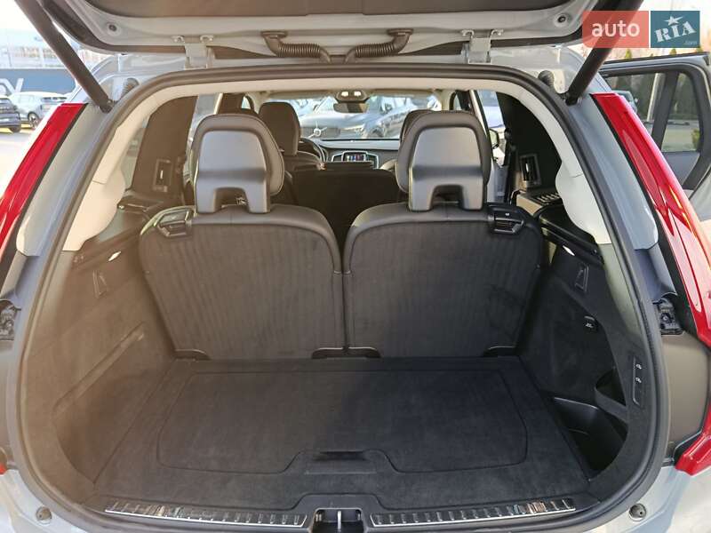 Внедорожник / Кроссовер Volvo XC90 2024 в Киеве