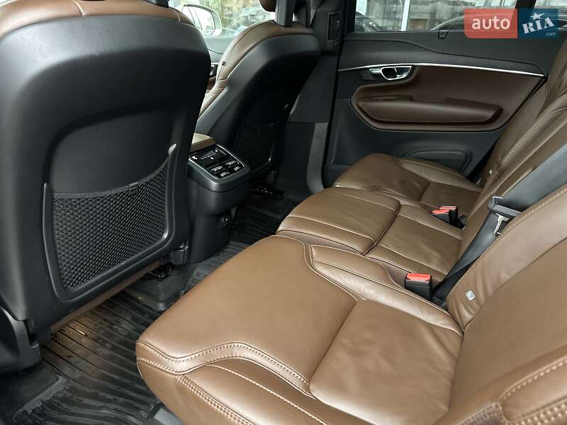 Внедорожник / Кроссовер Volvo XC90 2020 в Киеве