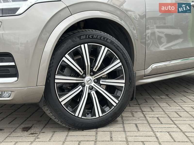 Внедорожник / Кроссовер Volvo XC90 2020 в Киеве