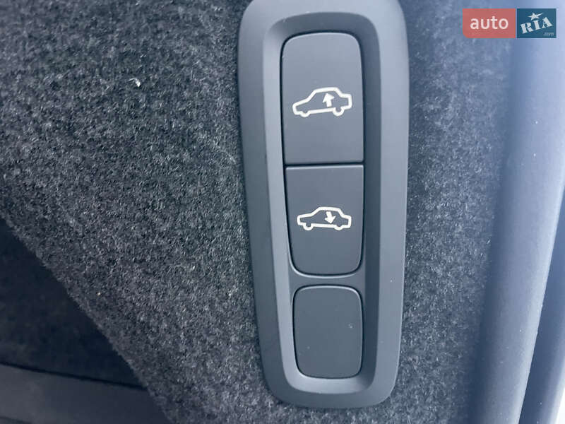 Внедорожник / Кроссовер Volvo XC90 2020 в Днепре фото 61 Внедорожник / Кроссовер Volvo XC90 2020 в Днепре