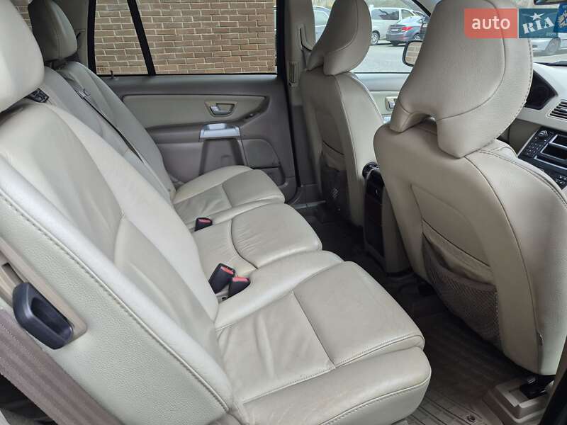 Внедорожник / Кроссовер Volvo XC90 2005 в Бердичеве