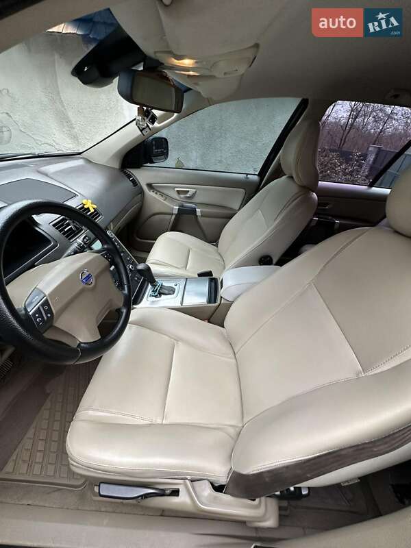 Внедорожник / Кроссовер Volvo XC90 2007 в Иршаве