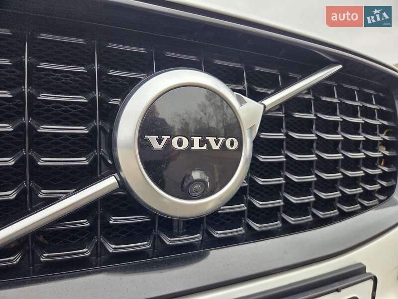 Внедорожник / Кроссовер Volvo XC90 2020 в Киеве фото 11 Внедорожник / Кроссовер Volvo XC90 2020 в Киеве