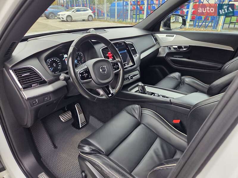 Внедорожник / Кроссовер Volvo XC90 2020 в Киеве фото 44 Внедорожник / Кроссовер Volvo XC90 2020 в Киеве