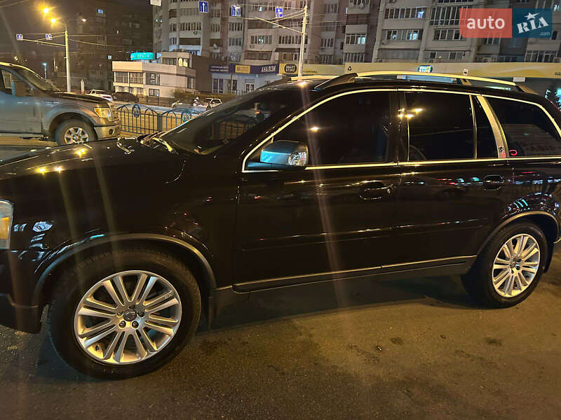 Позашляховик / Кросовер Volvo XC90 2010 в Харкові