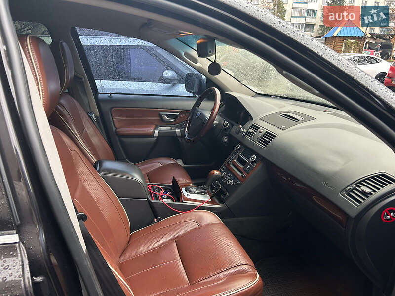 Позашляховик / Кросовер Volvo XC90 2010 в Харкові