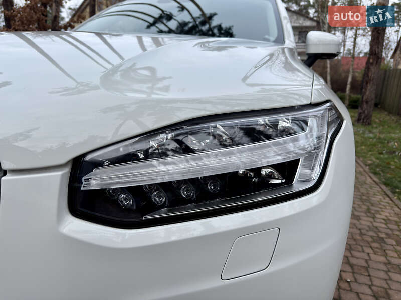 Внедорожник / Кроссовер Volvo XC90 2020 в Киеве фото 28 Внедорожник / Кроссовер Volvo XC90 2020 в Киеве