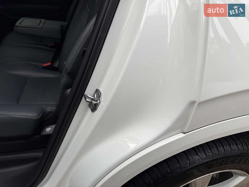 Внедорожник / Кроссовер Volvo XC90 2020 в Киеве фото 123 Внедорожник / Кроссовер Volvo XC90 2020 в Киеве