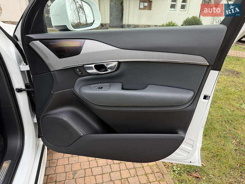 Внедорожник / Кроссовер Volvo XC90 2020 в Киеве фото 159 Внедорожник / Кроссовер Volvo XC90 2020 в Киеве